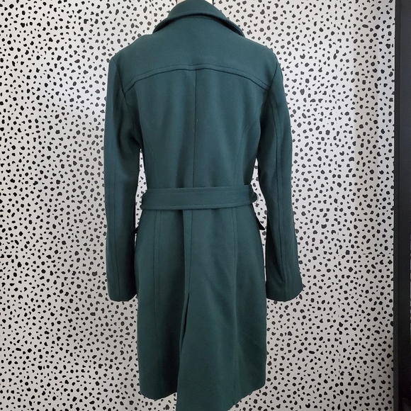 Green coat - Picture 2 of 7